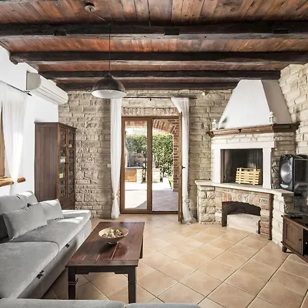 فيلة Orlene By Interhome *